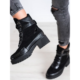 Gogo Trabalhadores no Pólo preto 1