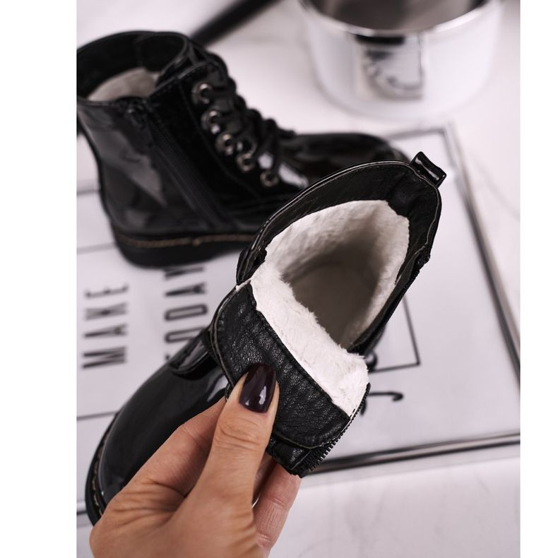 Botas aquecidas infantis com strass lacado preto fama 1