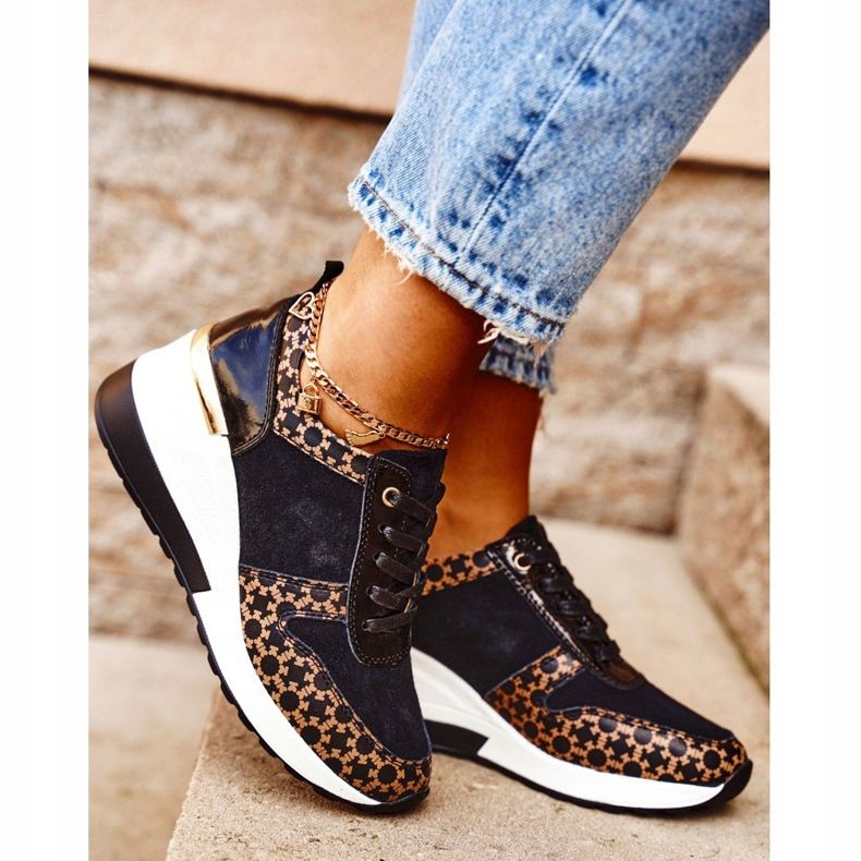 S.Barski Calçados Esportivos Femininos Tênis Preto Branco Metronus bege dourado 2