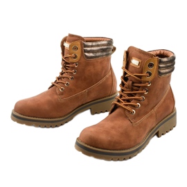 Botas de camelo amarradas, Halitta isoladas castanho multicolorido 2