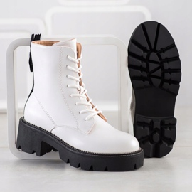 Seastar Caçadores brancos na plataforma preto 1