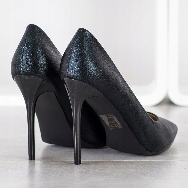 Goodin Moda salto alto preto 2