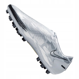 Chuteira Nike Phantom Gt Academy Se Ag M CT2144-001 cinza prata 1