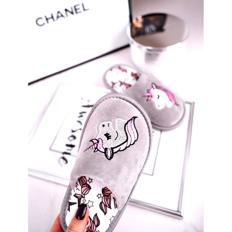 Chinelos infantis cinza unicórnio com unicórnio rosa prata 2