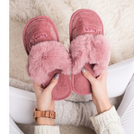 Bona Chinelos com pele de urso rosa 1