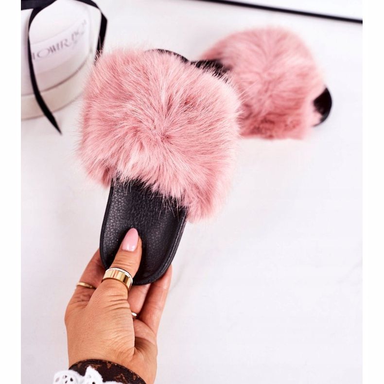 Chinelos de pele rosa fashionista infantil 2