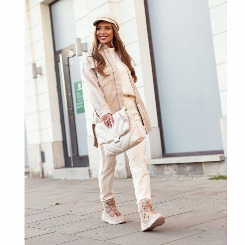 Kylie Crazy Tênis feminino Bege Botas de neve Missy 1