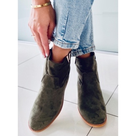 Botas verdes ZT1013 verdes em uma cunha escondida 2