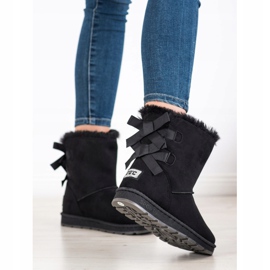 Bona Mukluki Preto com Arcos 1 Bona Mukluki Preto com Arcos 1