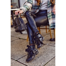 SEA Botas femininas rebites espigões ímã preto 3