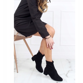 Botas pretas YK-103 pretas com cano macio preto 1