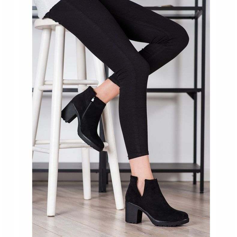 Bella Paris Botas Pretas Com Um Corte preto 1