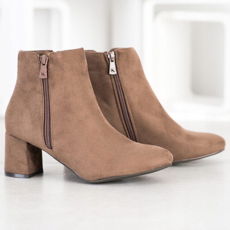 Kylie Botas Bege Casuais 2