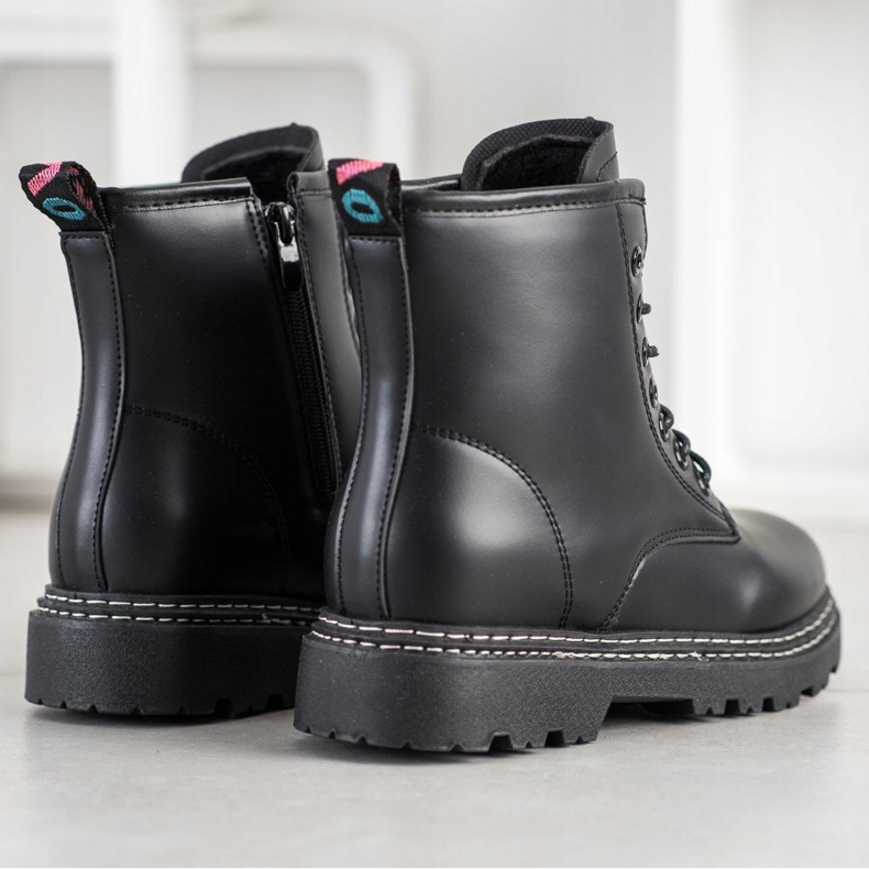 SHELOVET Tied Black Trappers preto 1