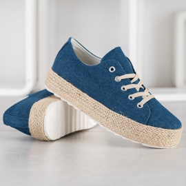 Kylie Tênis na plataforma azul 1