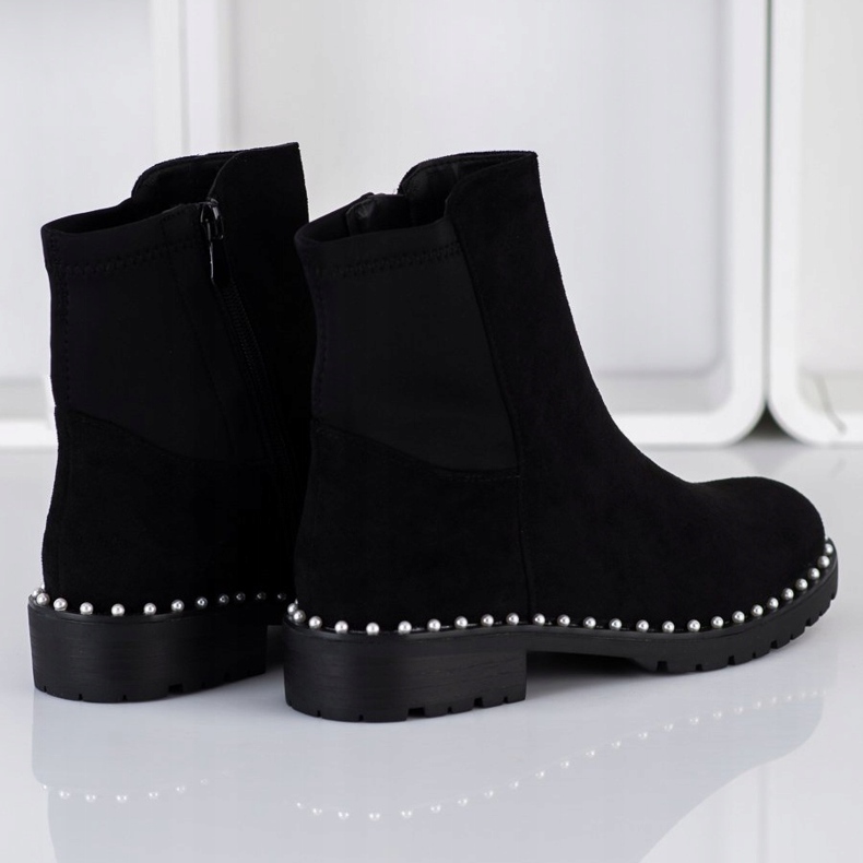 Bestelle Botas de camurça com pérolas preto 1 Bestelle Botas de camurça com pérolas preto 1