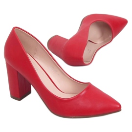 Bombas no posto vermelho NF-65P Vermelho 1