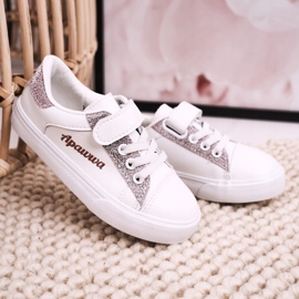 Apawwa Tênis Infantil Com Brocado Branco Camila 2 Apawwa Tênis Infantil Com Brocado Branco Camila 2