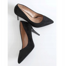 Pumps em um salto de camurça preta 3980 Black preto 1