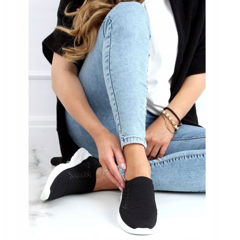 Sapatos esportivos pretos com meias 9862 Black 1