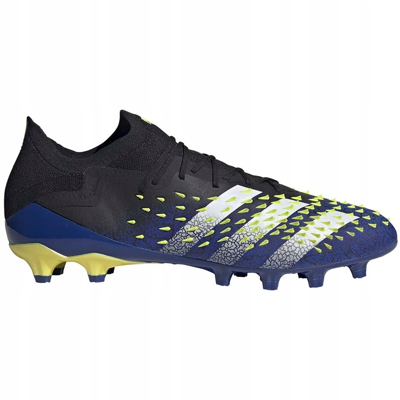 Chuteiras Adidas Predator Freak.1 L Ag FZ3752 preto preto 1
