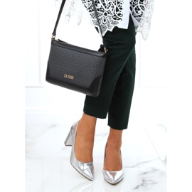 Bombas no poste prateado NF-65P Prata 2