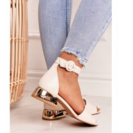 Sandálias de couro com salto dourado Laura Messi 2143 Bege 1