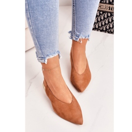 Bailarinas de camurça com salto dourado Laura Messi 2127 Camel castanho 2