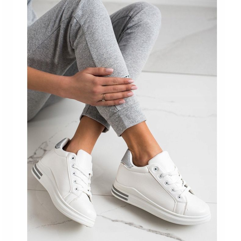 Diamantique Tênis cunha com brilho branco prata 2