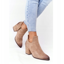 Vinceza Botas femininas de tornozelo com recortes caroline bege 2 Vinceza Botas femininas de tornozelo com recortes caroline bege 2