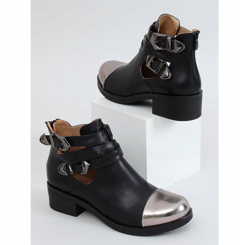 Botas pretas 9100 com corte preto 1