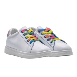 Tênis branco da Madison 1