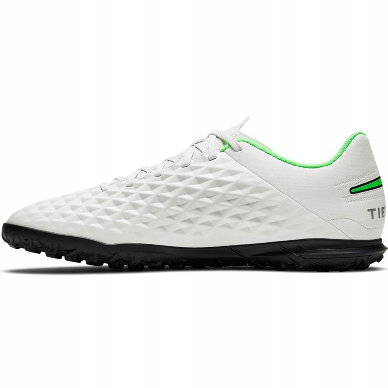 Chuteiras Nike Tiempo Legend 8 Club Tf AT6109 030 branco branco 1