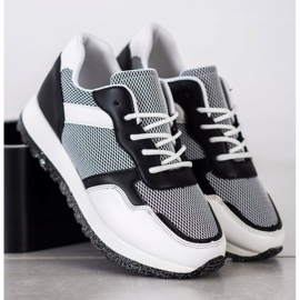 Bestelle Tênis com plataforma brilhante branco preto 2