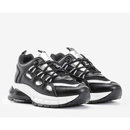 Tênis preto com inserções Guadalupe prata 1 Tênis preto com inserções Guadalupe prata 1