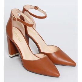 Bombas no pós camelo X8077 Camel castanho 1