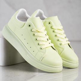 SHELOVET Tênis verdes na plataforma 1