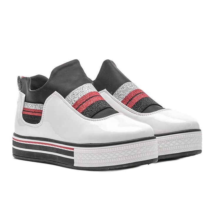 Tênis laqueado branco de Kaitlynn 1