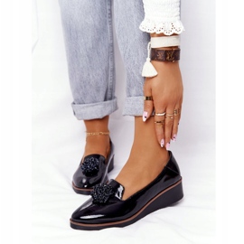 Sapatos elegantes em cunha Vinceza 10580 lacado preto 1