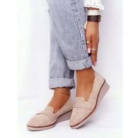 Sapatos elegantes em cunha Vinceza 10599 camurça bege 1