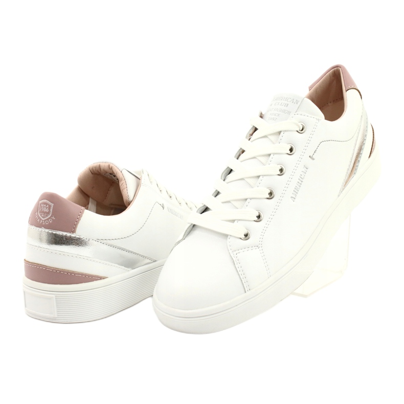 Tênis esportivos branco American Club RH12 3