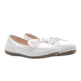 Mocassins brancos foscos com laço Deborah 1 Mocassins brancos foscos com laço Deborah 1