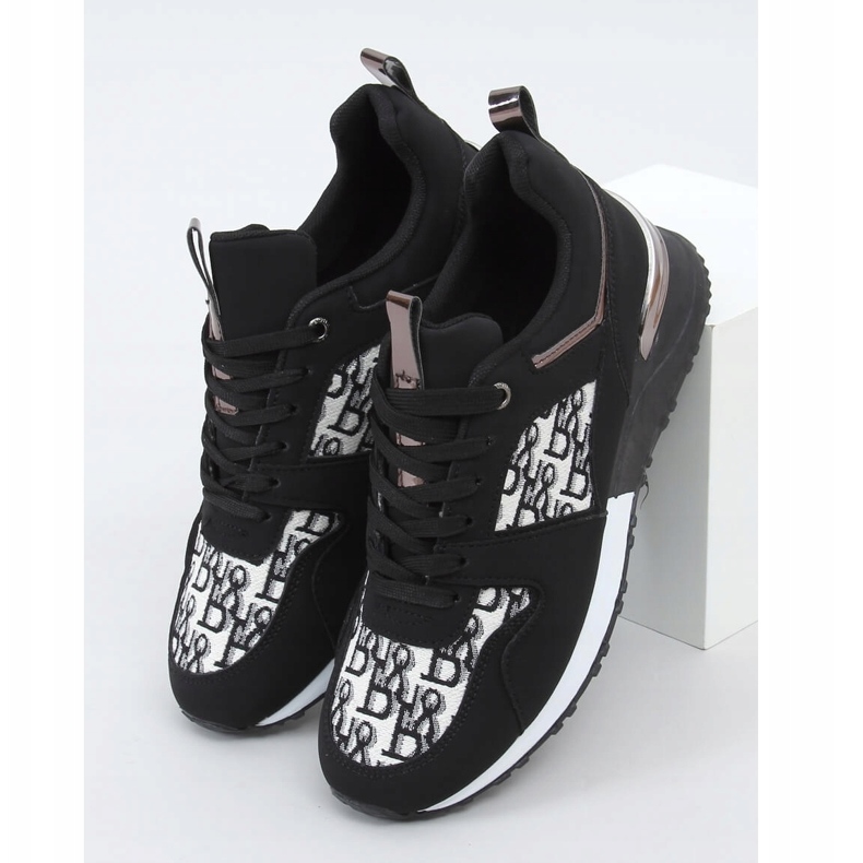 Sapatos esportivos pretos AB835 pretos 1