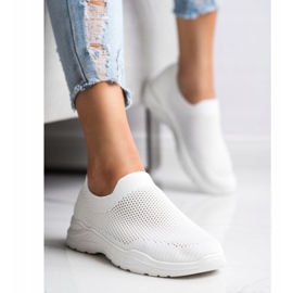 Ideal Shoes Sapatos deslizantes com malha branco 1