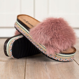 Seastar Chinelos elegantes em uma plataforma decorativa rosa 1