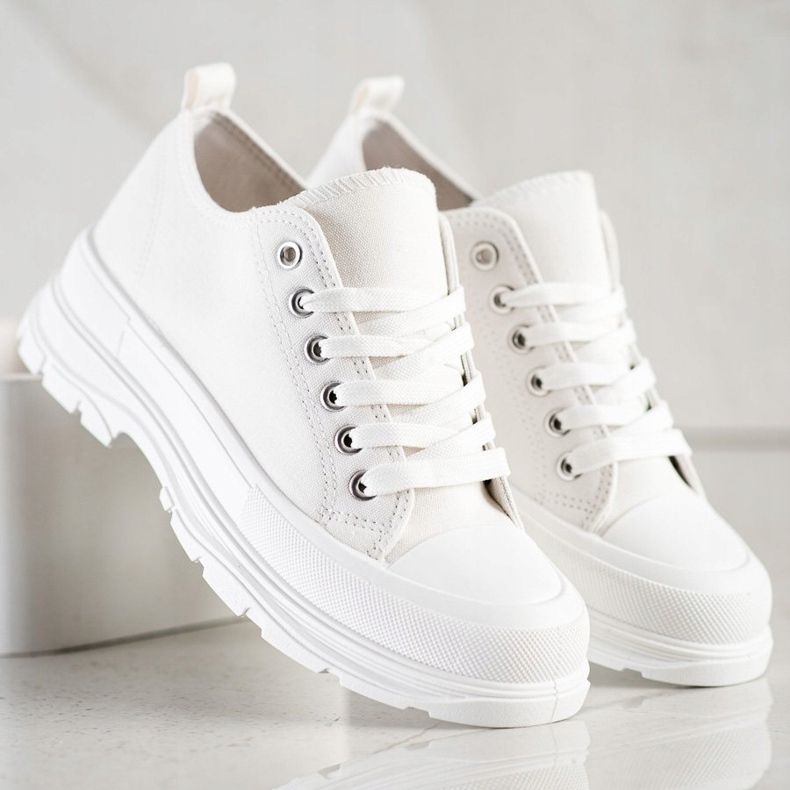 SHELOVET Tênis brancos na plataforma 1