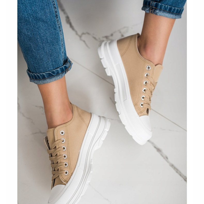 SHELOVET Tênis bege na plataforma 1