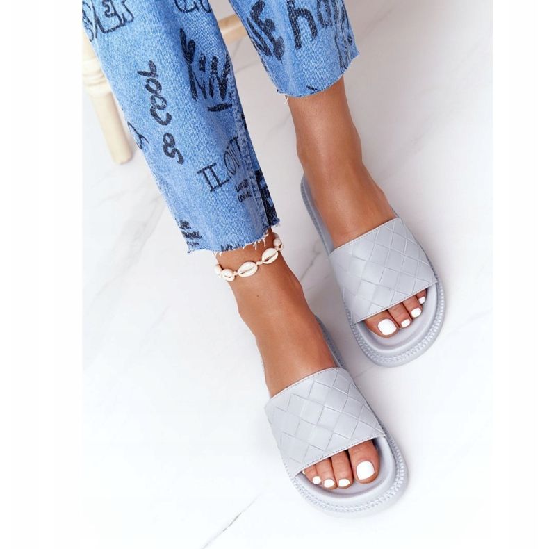 Chinelos femininos na plataforma Big Star HH274688 cinza 1