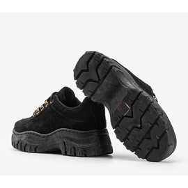 Tênis preto com sola Cecilia grossa 1