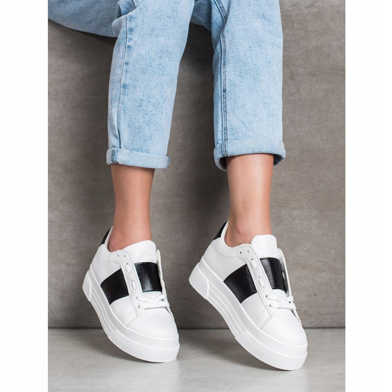 SHELOVET Tênis com couro ecológico na plataforma branco 1